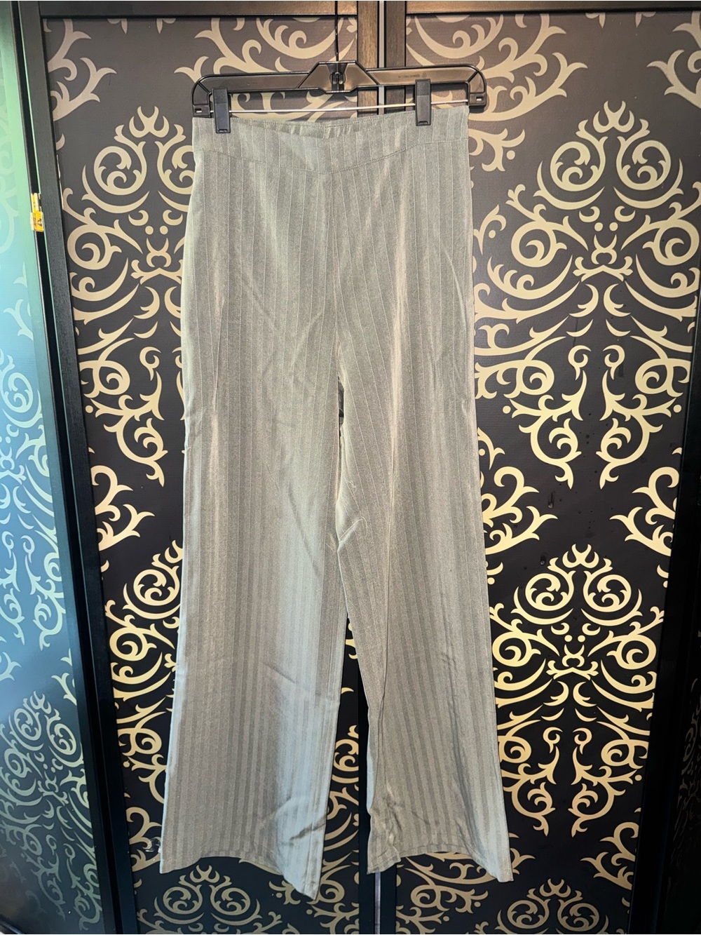 Fashion Nova Gray Pinstripe Wide-Leg Pants